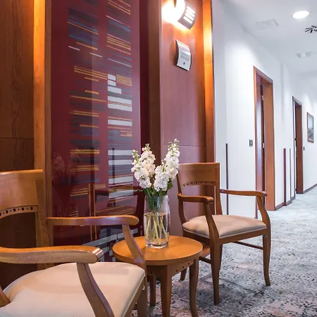 Radon Plaza 4*