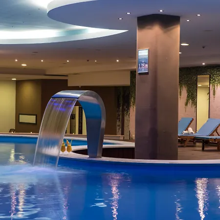 Radon Plaza 4*
