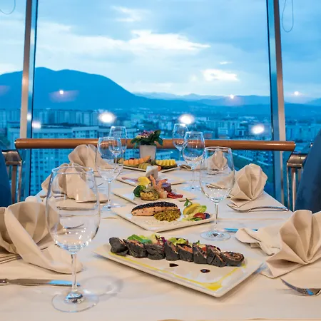 Hotel Radon Plaza SJJ