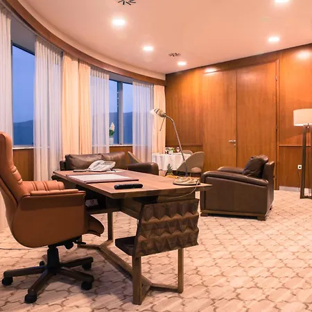 Radon Plaza 4* SJJ